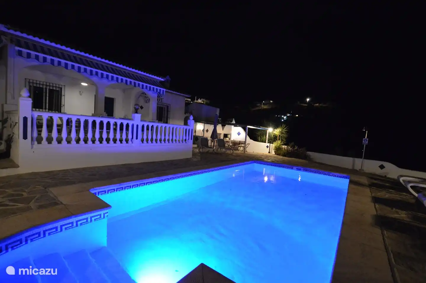 &#161;Nadar (climatizado) por la noche est&#225; bien!