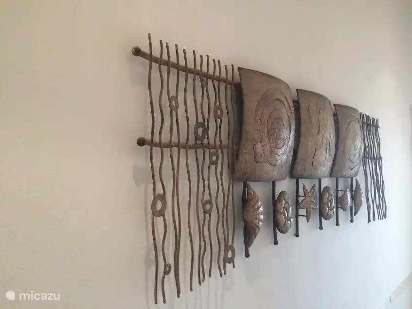 Halle mit atmosphärischem Strand Elemente