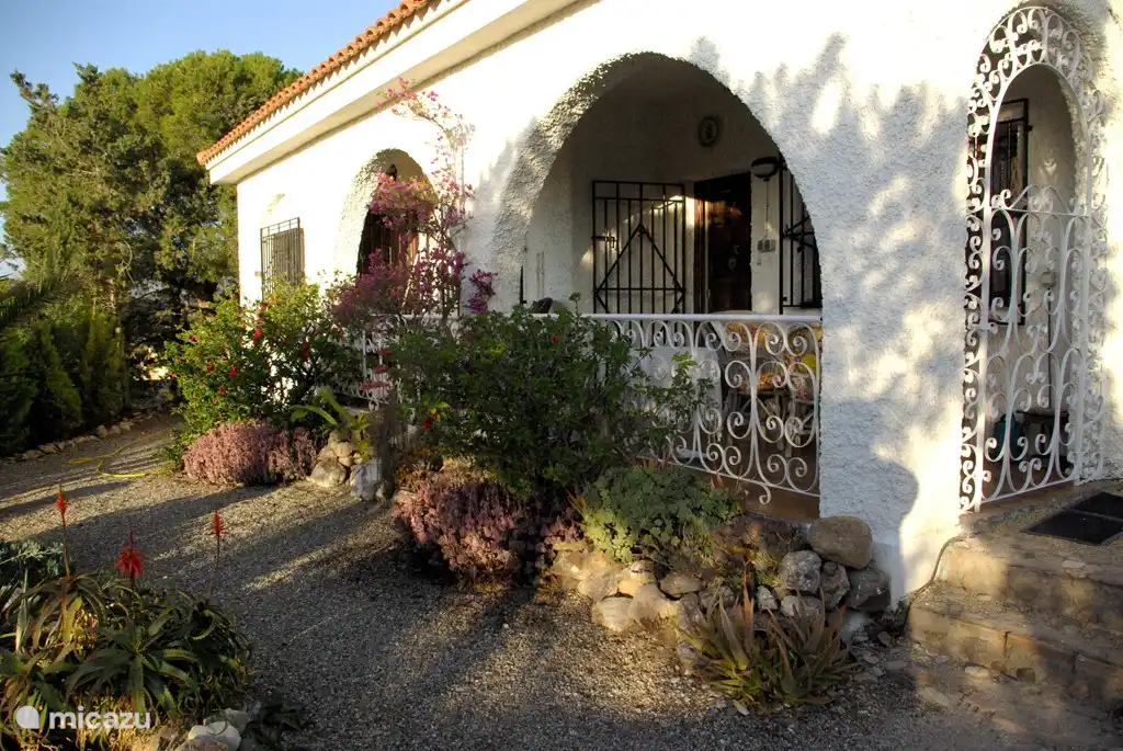 Vorderseite des Hauses