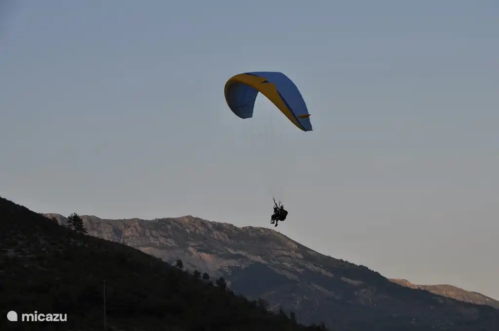 Flotter avec le parapente