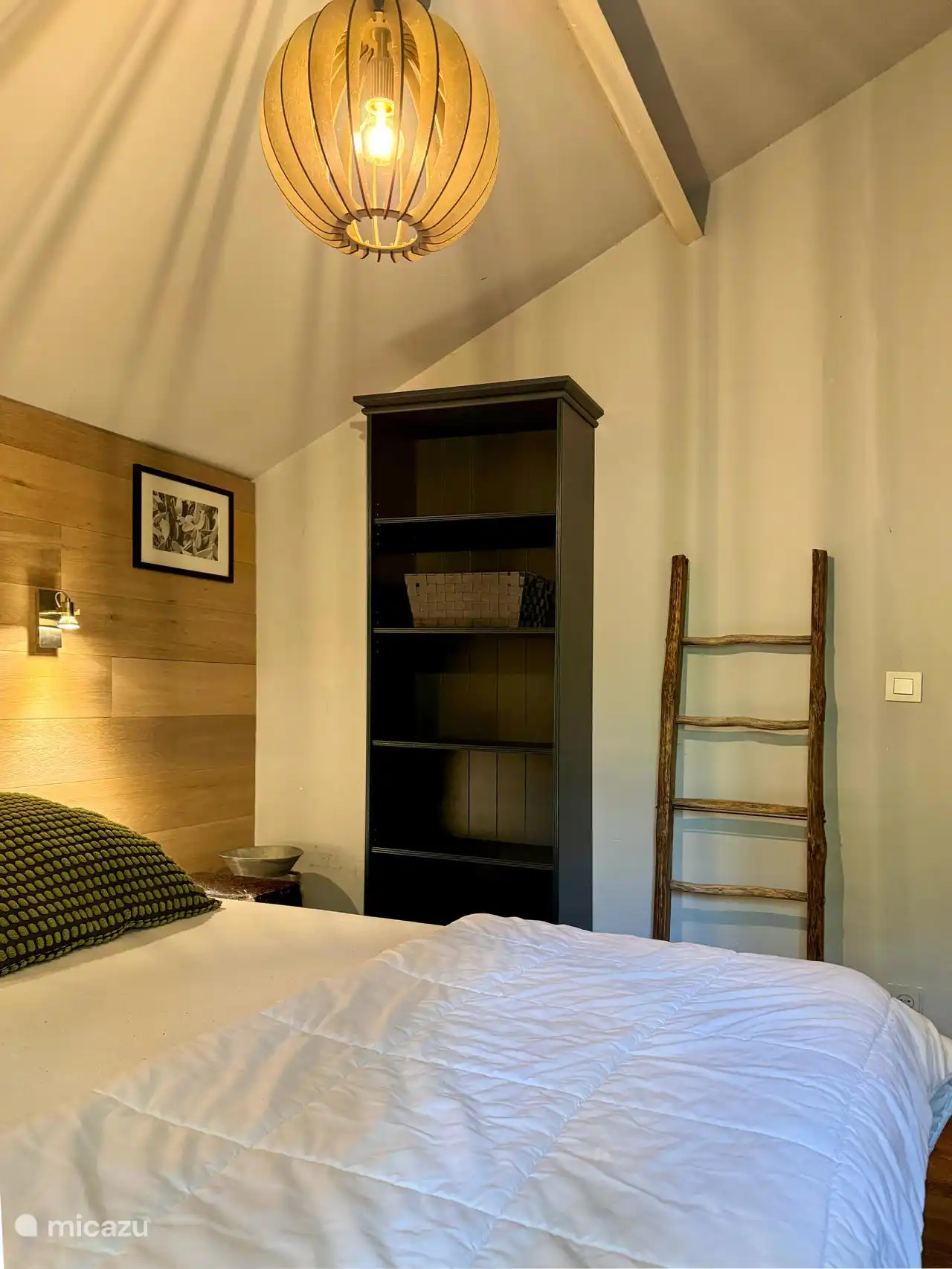 1e slaapkamer.