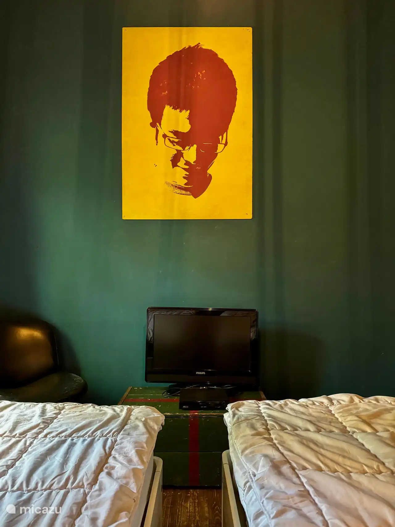 2e slaapkamer.