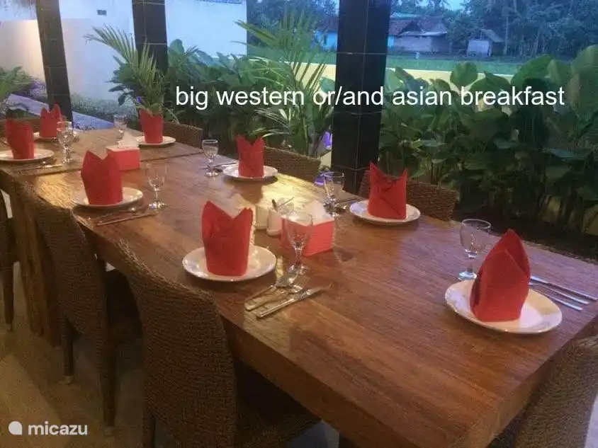 Frühstück, Mittagessen und Abendessen