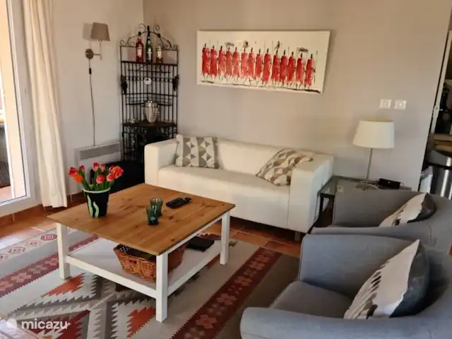 L'Huveaune | France, Var, Nans-les-Pins - villa Zone assise