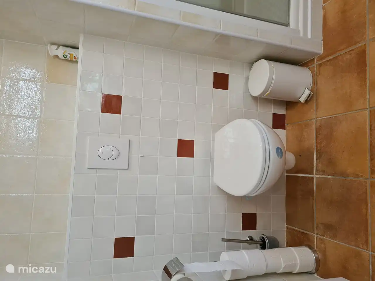 Bathroom first floor