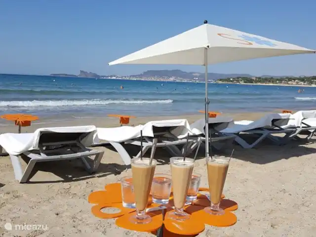 L'Huveaune | France, Var, Nans-les-Pins - villa La plage de Sophie sur la plage des Lecques