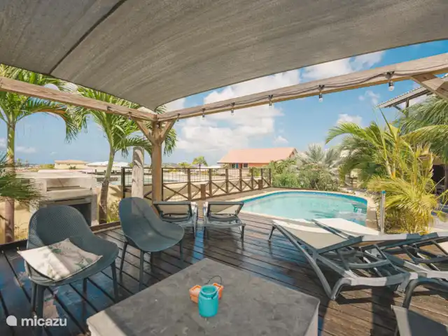 Appartement Sunshine Villa Vue de Dessus | Curaçao, Banda Ariba (est), Cas Grandi - appartement Terrasse de la piscine partiellement couverte