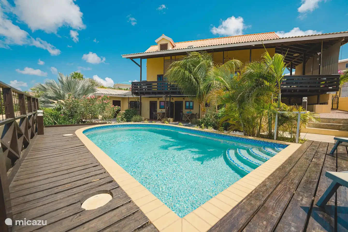 Vooraanzicht Villa Topzicht