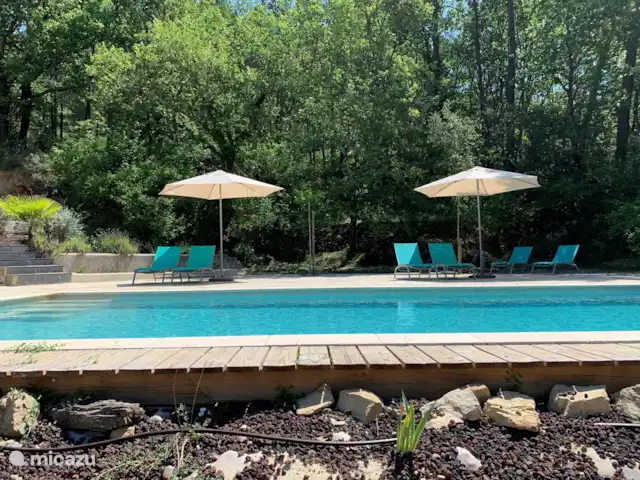 Villa Comfort en Francia, Gard, Molières-sur-Cèze - villa piscina
