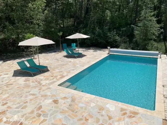 Villa Comfort en Francia, Gard, Molières-sur-Cèze - villa piscina