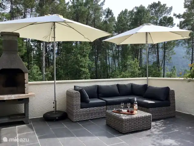 Villa Comfort en Francia, Gard, Molières-sur-Cèze - villa Descansando en la terraza