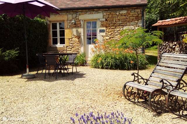 Vacation rental France, Dordogne – holiday house Lou Fournial (3 p), Les Bernardies