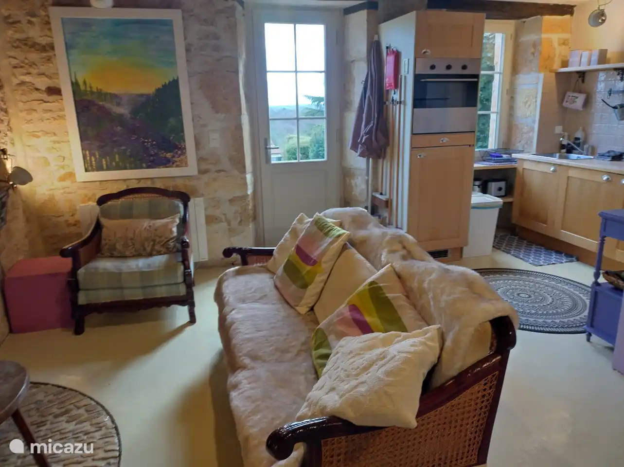 Wohnzimmer und Küche