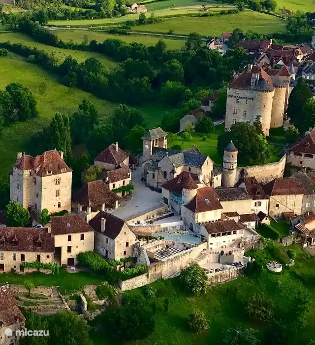 Das schöne Dorf Curemont