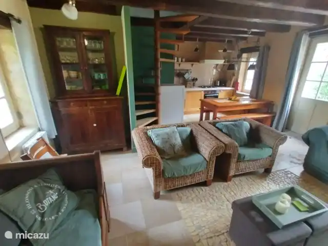 casa vacacional en Francia, Dordoña, Simeyrols – Lo Cretsou Sala de estar