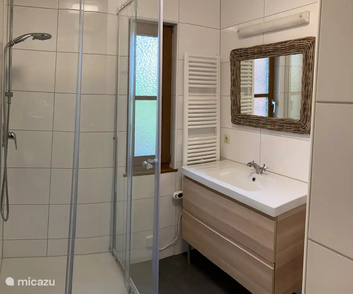 Wieder ganz frisch. 2021 renoviert.