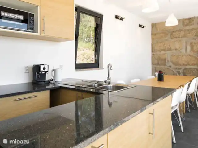 Vakantiehuis voor 7 p, bergzicht huren in Portugal, Viseu, Tondela - finca De woonkeuken biedt plaats aan 12  mensen