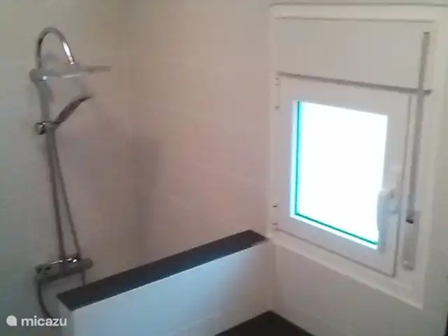 villa en España, Costa Brava, Santa Cristina d'Aro – El Carrilet, Santa Cristina d'Aro Baño en el dormitorio 2