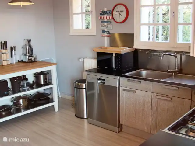 Villa Savoir Vivre vue mer | France, Côte d'Azur, Les Issambres - villa cuisine