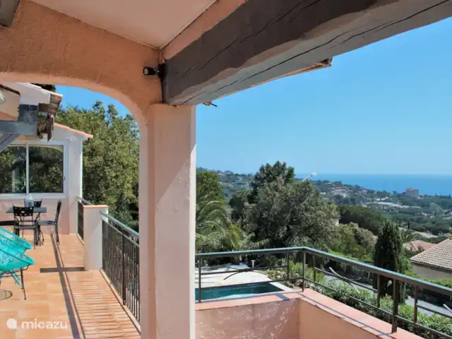 Villa Savoir Vivre vue mer | France, Côte d'Azur, Les Issambres - villa Vue du balcon au 1er étage