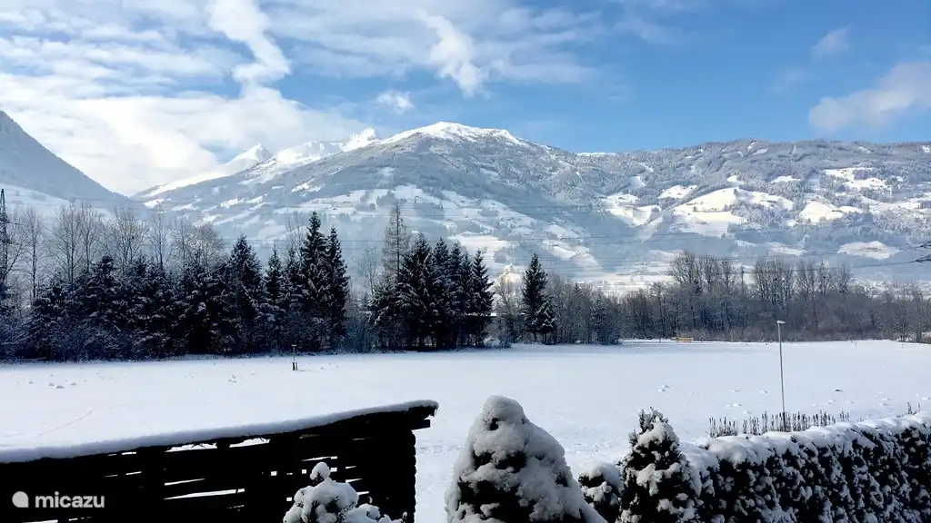Maravillosa vista desde la casa de vacaciones Spieljochblick en los Alpes de Zillertal