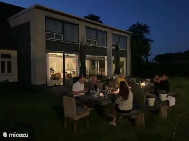 L'usine du sommeil | Pays-Bas, Gueldre, Teuge - maison de vacances quand la nuit tombe