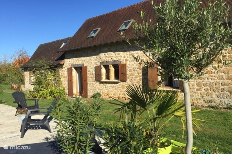 Vacation rental France, Dordogne, Chavagnac Holiday house Magali