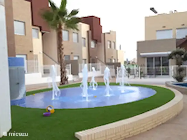 Penthouse de luxe, Varudi 4.23 | Espagne, Costa Blanca, Torrevieja - penthouse Aire de jeux aquatiques séparée.