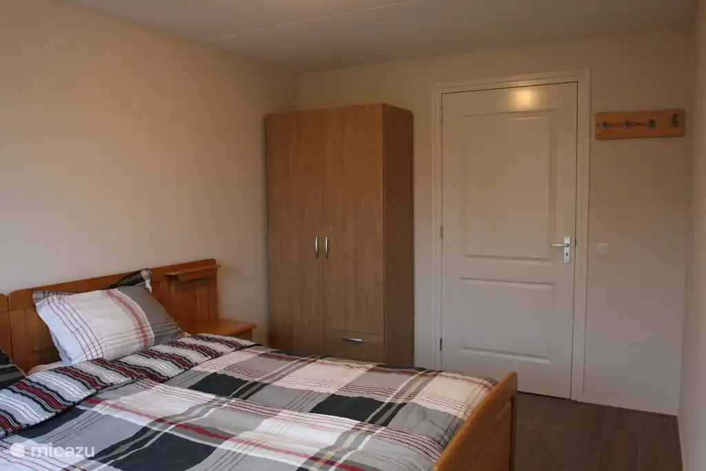 2 Schlafzimmer mit seniorenbed Erdgeschoss (ein Schlafzimmer)