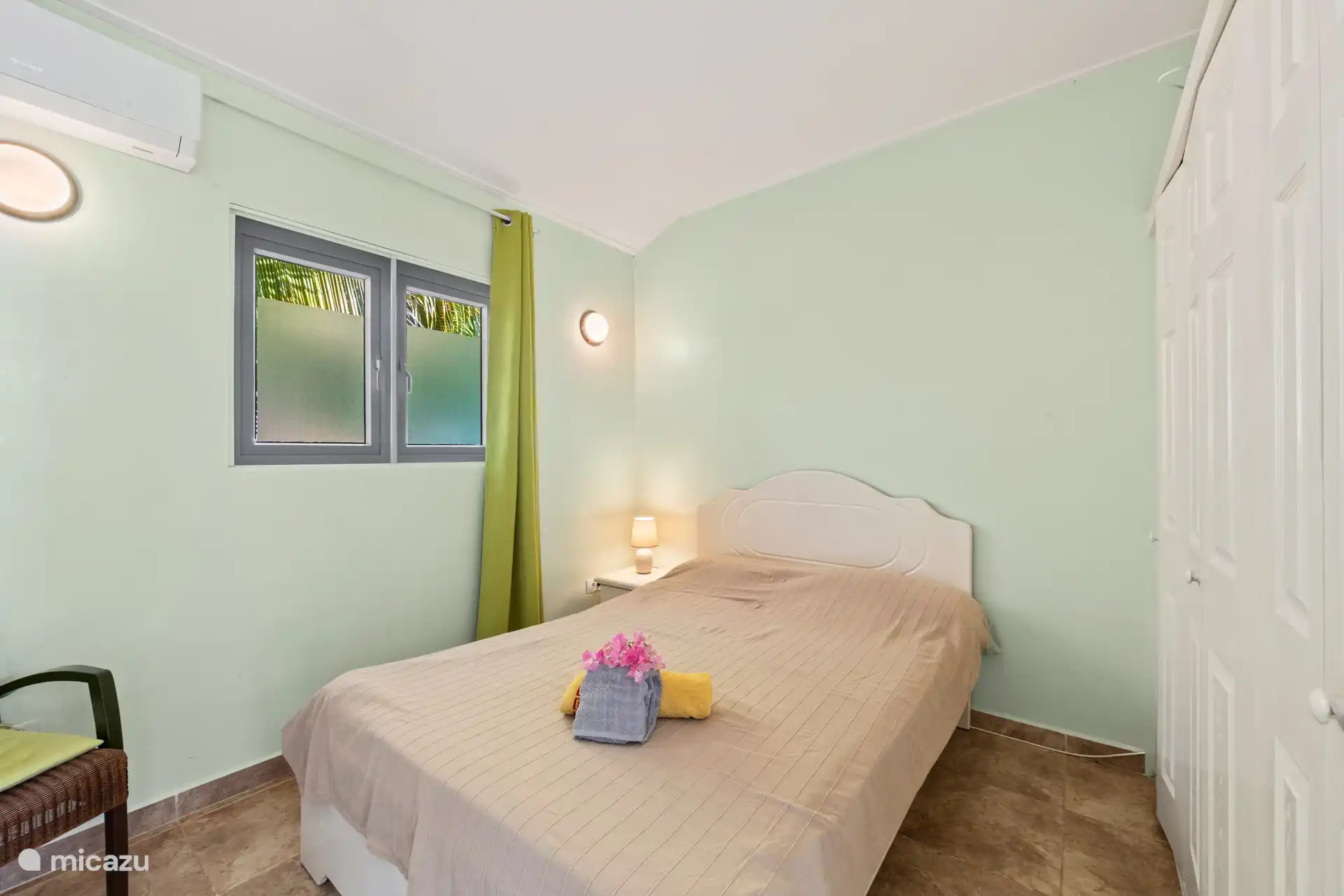 Das mittlere Schlafzimmer