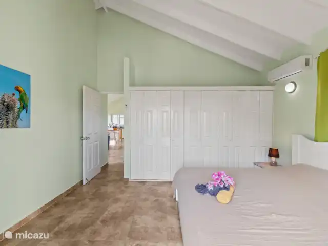 Cas Bon Bini - avec piscine | Curaçao, Banda Abou (ouest), Fontein - villa Chambre à l’avant de la piscine.