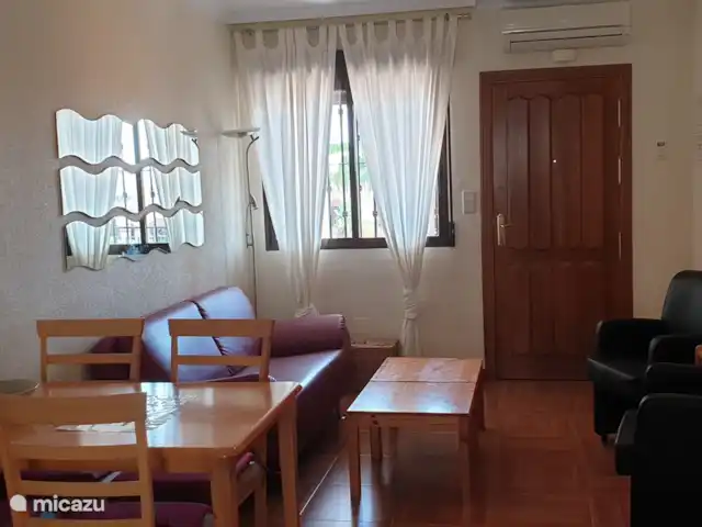 Casa Luna huren in Spanje, Costa Blanca, Torrevieja - appartement Zitkamer met bankstel.