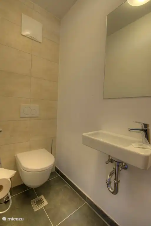 Voldoende toilets, zowel apart als in de badkamers.