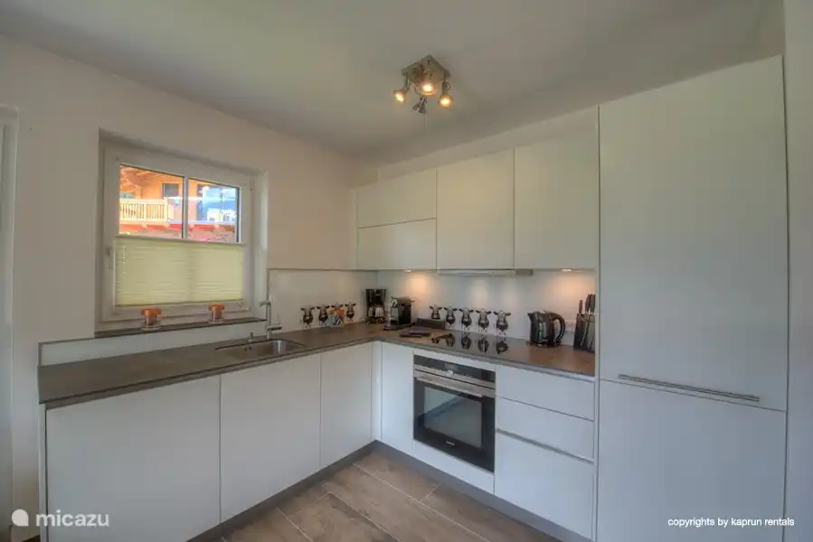 Luxe, volledig uitgeruste, moderne keuken, voor de heerlijkste maaltijden!