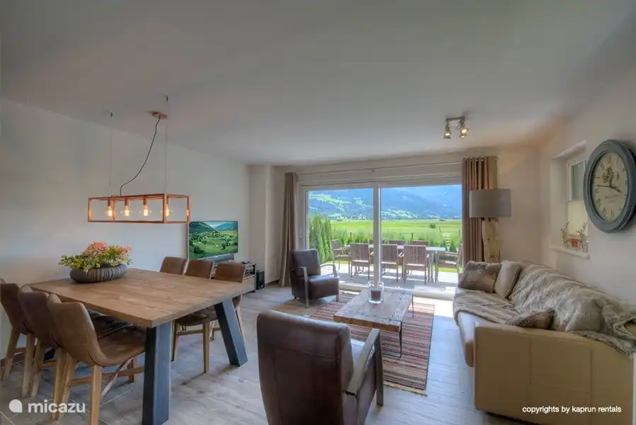 Veel ruimte en mogelijkheden om samen te zijn. Maar voor degene die even alleen wilt zijn, is er natuurlijk altijd veel privacy in de slaapkamers!