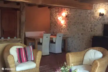 Vakantiehuis Frankrijk, Lot-et-Garonne, Meylan gîte / cottage Gite Glamping Lamirande woonkamer