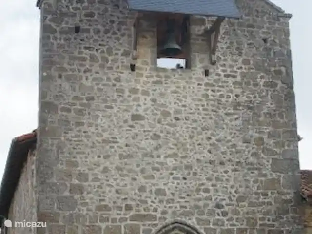Domaine Charente - Gîte Charente | France, Charente, Mazières - gîte / cottage Notre imposante église