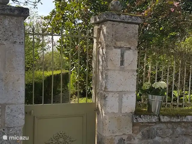Domaine Charente - Gîte Charente | France, Charente, Mazières - gîte / cottage Bienvenue au Domaine Charente, chez Rob & Lein !