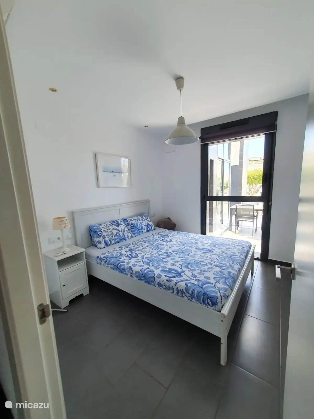 Schlafzimmer 1. Doppelbett mit Klimaanlage