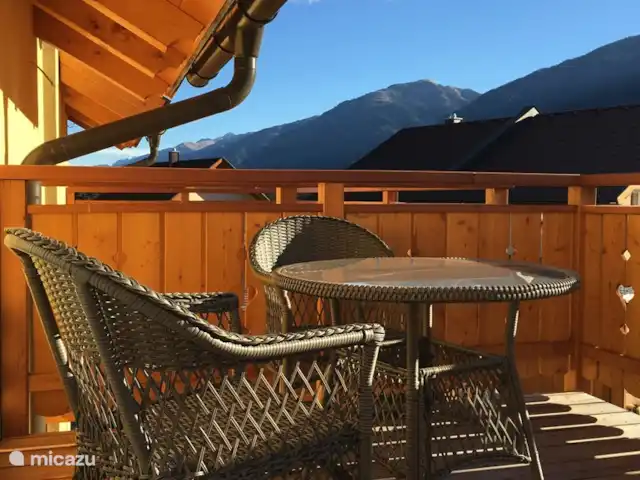 Villa Sonnata huren in Oostenrijk, Karinthië, Kötschach-Mauthen - geschakelde woning Balkon master bedroom