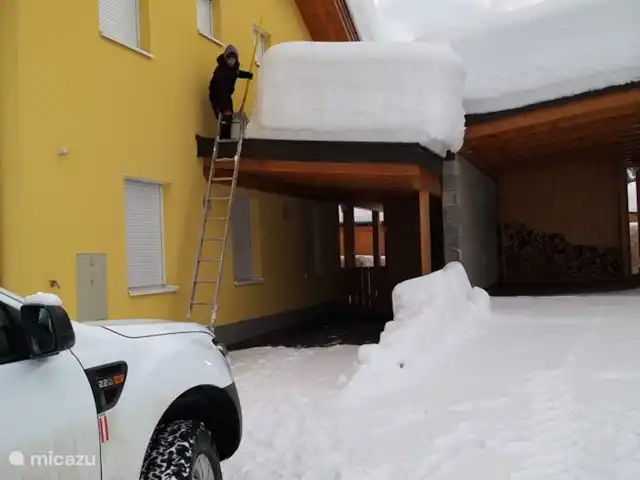 Villa Sonnata huren in Oostenrijk, Karinthië, Kötschach-Mauthen - geschakelde woning Er zijn tijden dat de sneeuw van het dak gesneden moet worden…