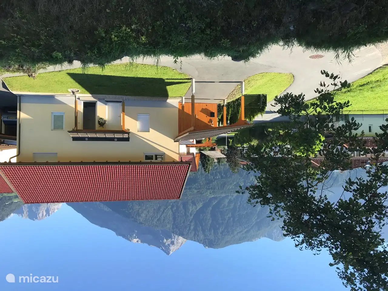 Schöne ruhige Lage mit Blick auf die Berge