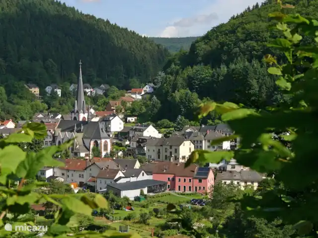 Maison de campagne Waldeifel | Allemagne, Eifel, Malberg - villa Le village de Malberg avec Landhaus Waldeifel au milieu.
