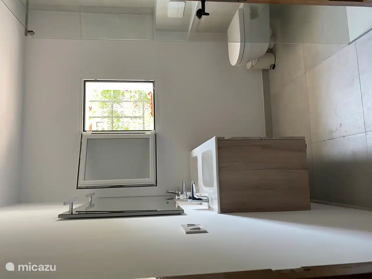 Bathroom 1 -First floor