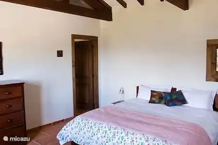 Vakantiehuis Spanje, Andalusië, Montefrio villa Las Pilas de la Dehesa masters bedroom