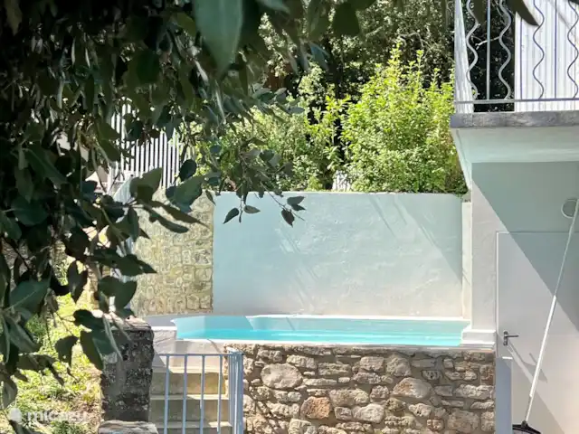 Villa Lys | France, Gard, La Roque-sur-Cèze - villa Détendez-vous à l’ombre au bord de la piscine relaxante