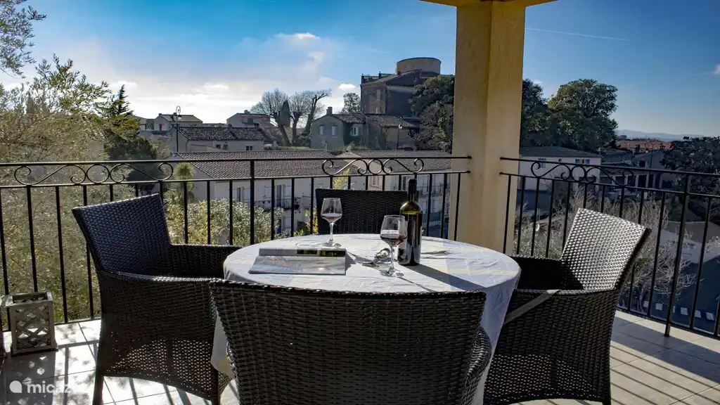 Rent La Muse du Paradis Ange Gardien in Montauroux, Var. Micazu