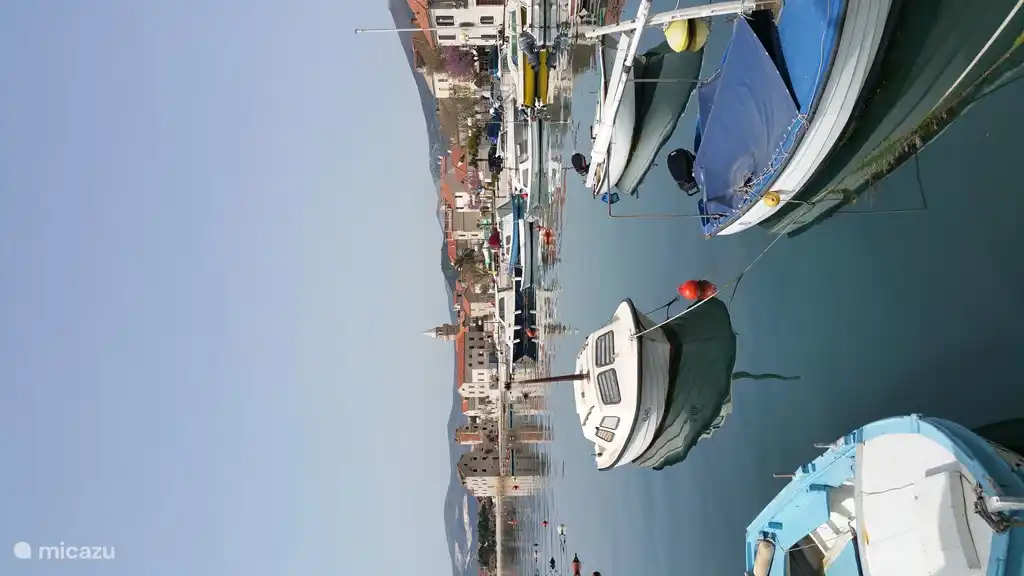 El puerto de Kastel Novi