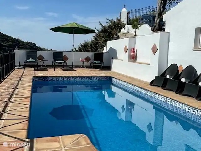 Casa Rosalía en España, Andalucía, Arenas - finca Piscina