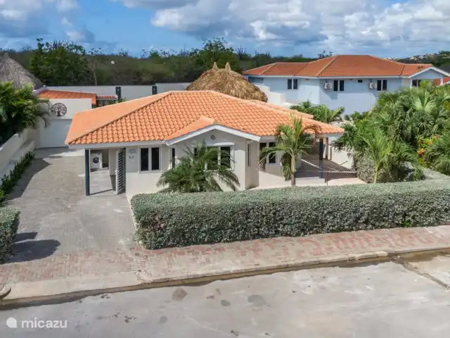 Villa Cas Mi dushi huren in Curaçao, Banda Ariba (oost), Jan Thiel - villa voorkant huis